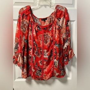 FINAL MARKDOWN!  NWOT 2 pc. Red floral blouse with  detached camisole, size L